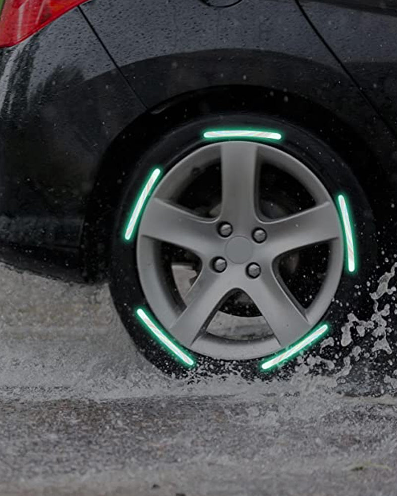 đAutocollants anti-collision pour pneus de voiture lumineux
